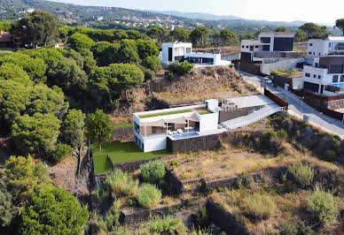 Maison avec jardin 1