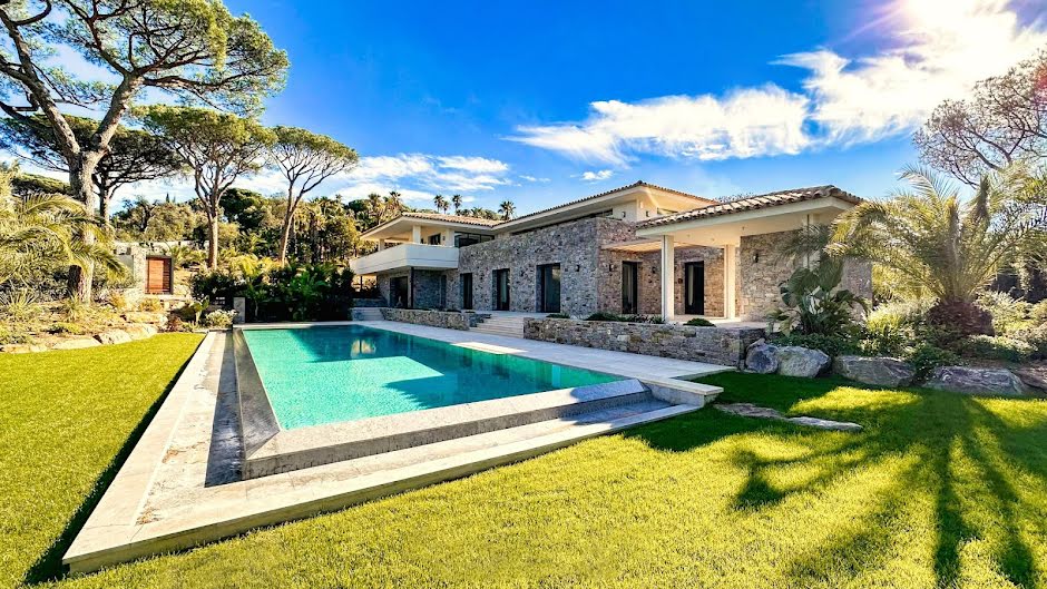 Vente maison 9 pièces 447 m² à Saint-Tropez (83990), 15 900 000 €