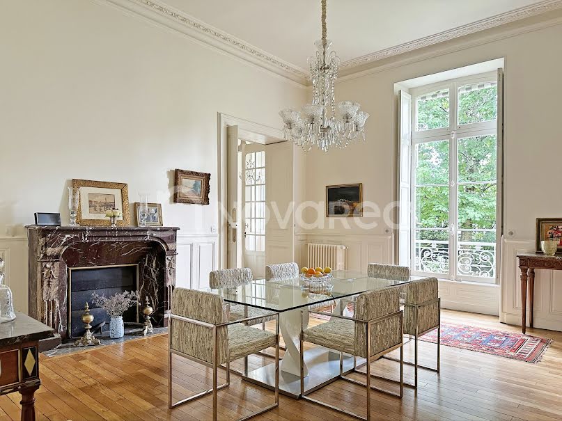 Vente maison 13 pièces 410 m² à Pau (64000), 1 465 000 €