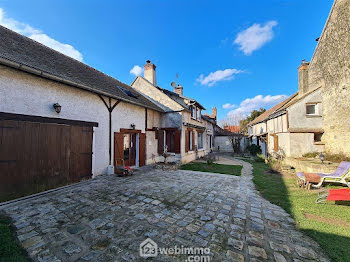 maison à La Chapelle-la-Reine (77)