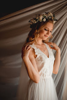 Hochzeitsfotograf Yuliya Tolkunova (tolkk). Foto vom 11. April 2020