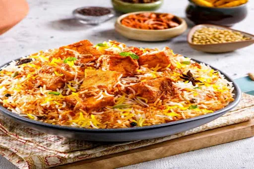 Lucknow Paneer Dum Biryani