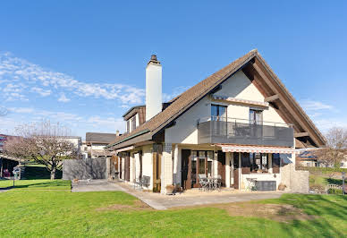 House with garden and terrace 3