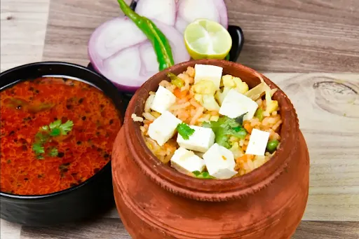 Matka Classic Paneer Biryani