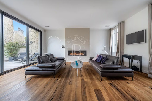 Maison avec terrasse 1