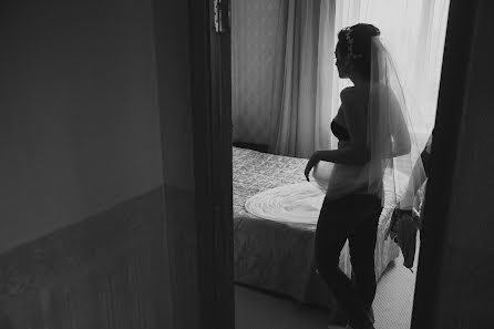 結婚式の写真家Ruslan Iskhakov (iskhakov)。2015 5月19日の写真