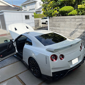 NISSAN GT-R R35