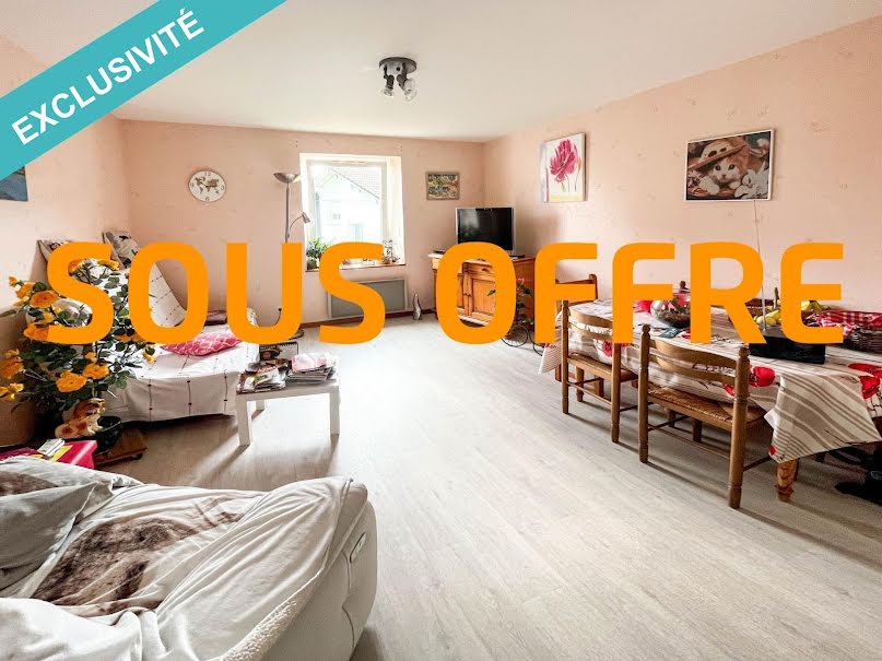 Vente appartement 3 pièces 73 m² à Saint-Amé (88120), 77 000 €