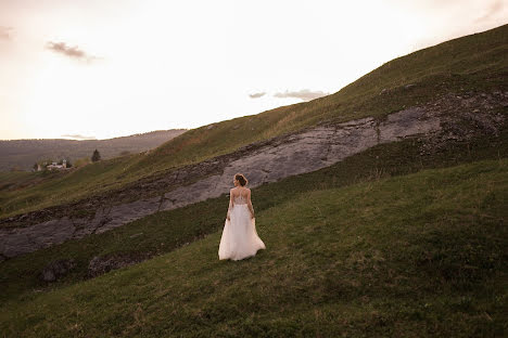 Fotografo di matrimoni Yuliya Semenova (semenova). Foto del 22 maggio 2020