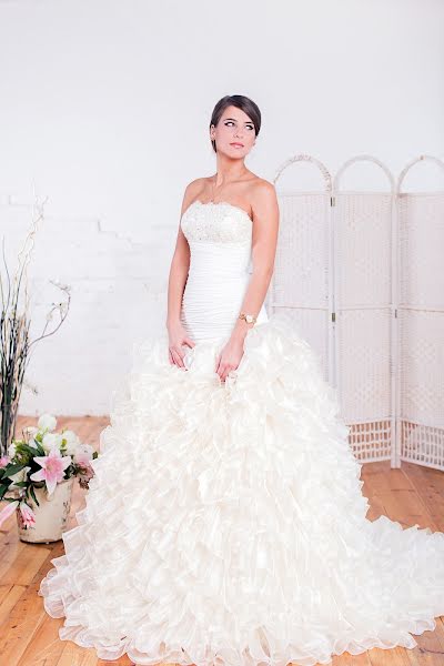 Wedding photographer Irina Pronina (lovebokeh). Photo of 27 December 2013