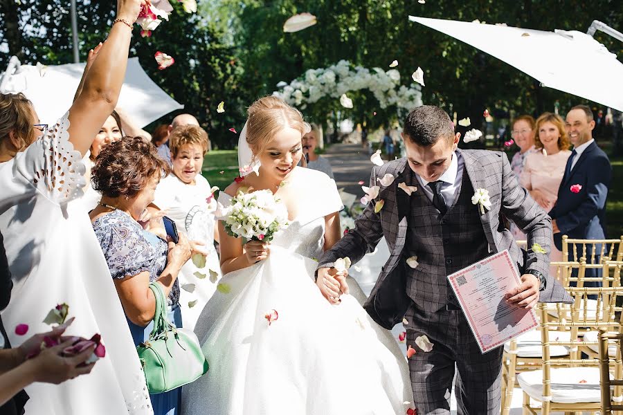 Fotógrafo de casamento Rustam Maksyutov (rusfoto). Foto de 30 de julho 2021