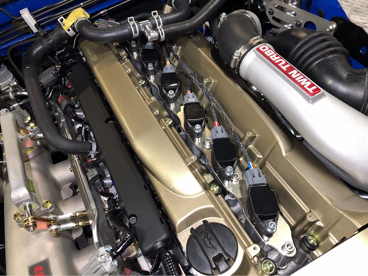 スカイライン GT-RのLM Limited・新車化・純正新品部品・R35コイル・エンジン始動に関するカスタム事例の投稿画像4枚目