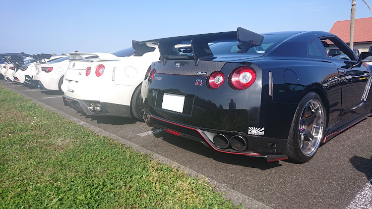 スカイライン GT-Rのアップガレージ・一ツ葉・迷子？・SKFACTRY・あな丸工房に関するカスタム事例の投稿画像8枚目