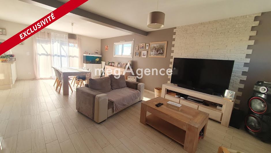 Vente maison 5 pièces 115 m² à Forcé (53260), 239 900 €