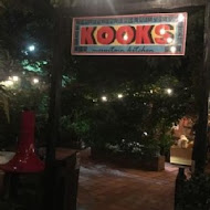 異嗑堂 KOOKS