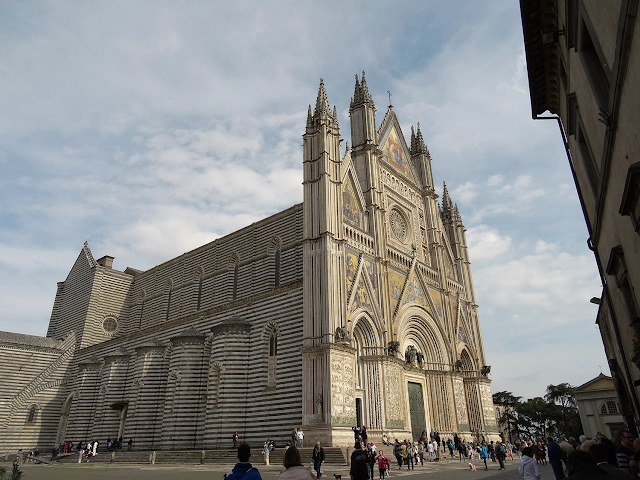 Chuyến hành hương đến Orvieto: Phép lạ Thánh Thể Bolsena