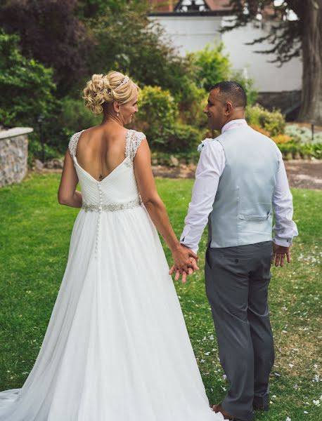 Fotógrafo de bodas Dean Ward (dwphotograph). Foto del 2 de julio 2019