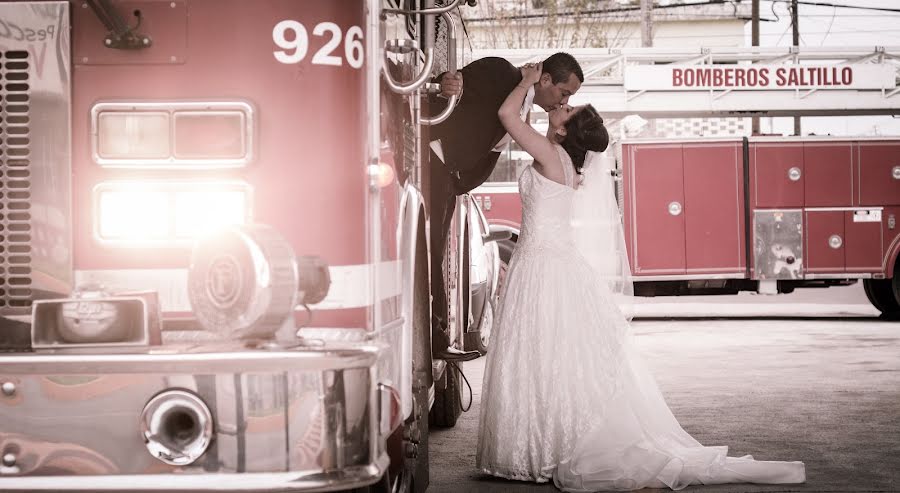 Fotografo di matrimoni Danny Santiago (dannysantiago). Foto del 18 febbraio 2016