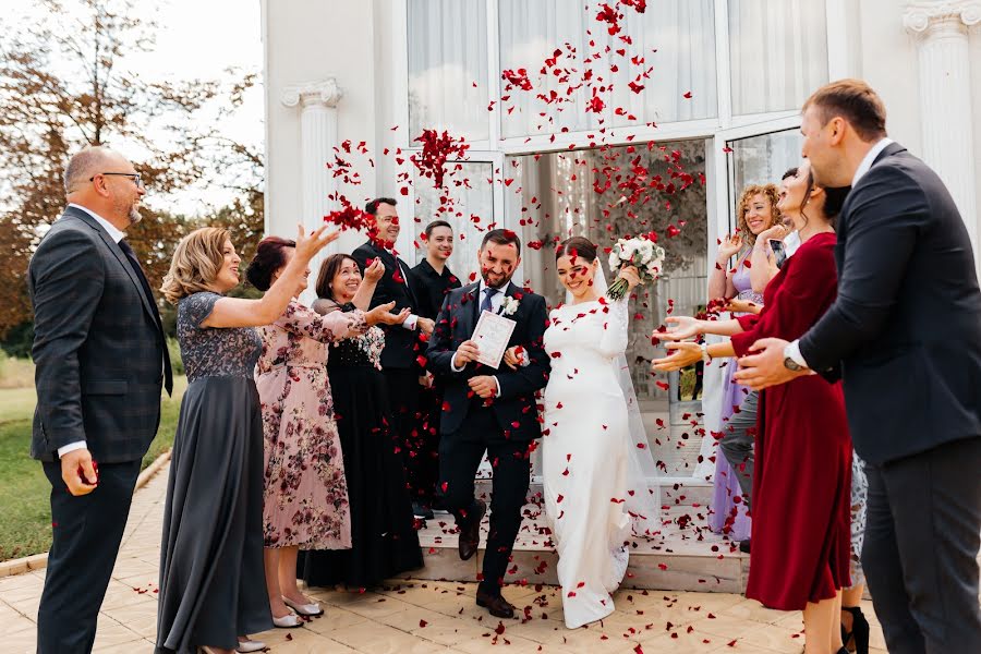 Fotografo di matrimoni Nikolae Grati (gnicolae). Foto del 19 gennaio 2022