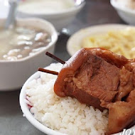 魚市爌肉飯