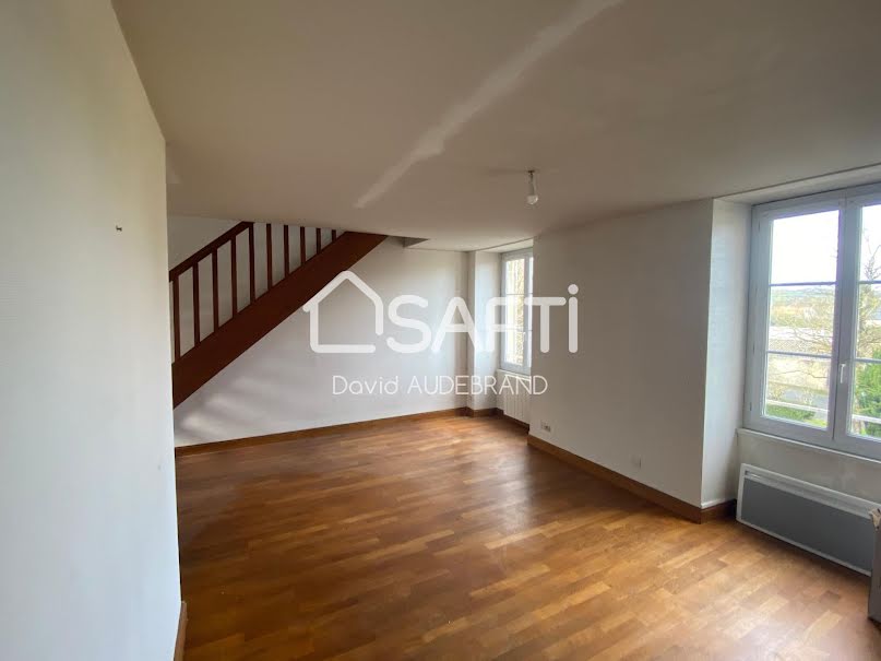 Vente appartement 4 pièces 81 m² à Saint-Maixent-l'Ecole (79400), 88 000 €