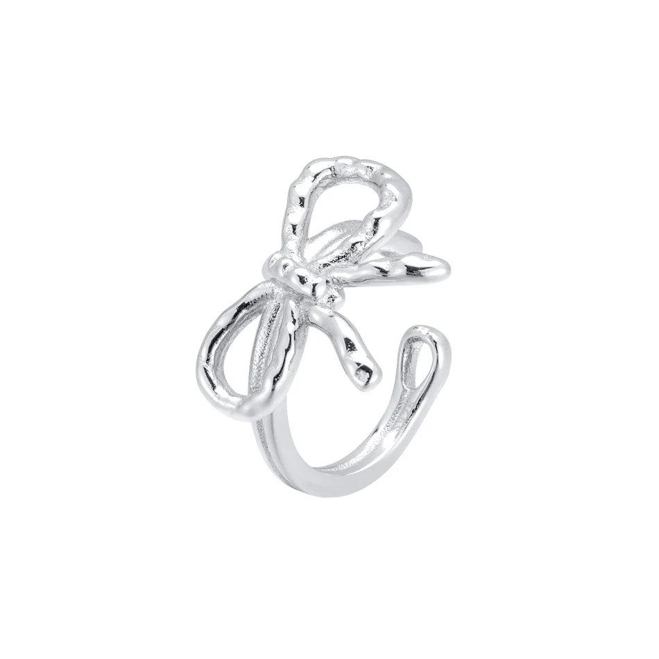 Sterling zilveren oorclips met twisted strik design, modieus en comfortabel, geen gaatjes nodig.
