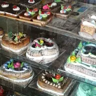 Irani Bakery Store photo 1