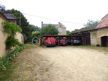 ferme à Rouffignac-Saint-Cernin-de-Reilhac (24)