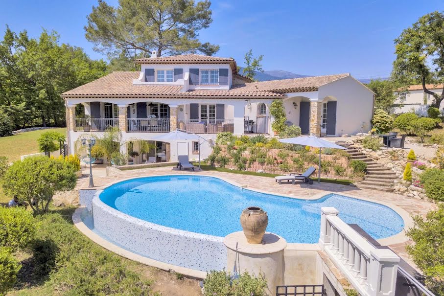 Vente villa 7 pièces 220 m² à Roquefort-les-Pins (06330), 1 390 000 €