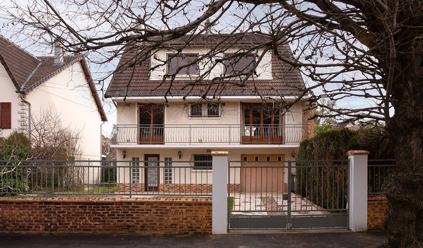 Maison avec terrasse Sartrouville