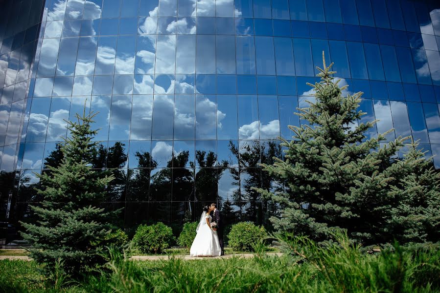 Fotógrafo de casamento Evgeniy Sukhorukov (evgensu). Foto de 25 de julho 2019