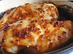 Cheesy Garlic Baked Chicken was pinched from <a href="http://myhoneysplace.com/cheesy-garlic-baked-chicken-printable-recipe/" target="_blank">myhoneysplace.com.</a>