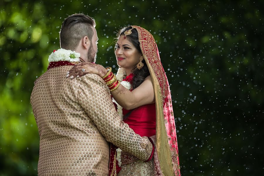 Fotografo di matrimoni Jonathon Fowler (photosandfilm). Foto del 14 novembre 2019