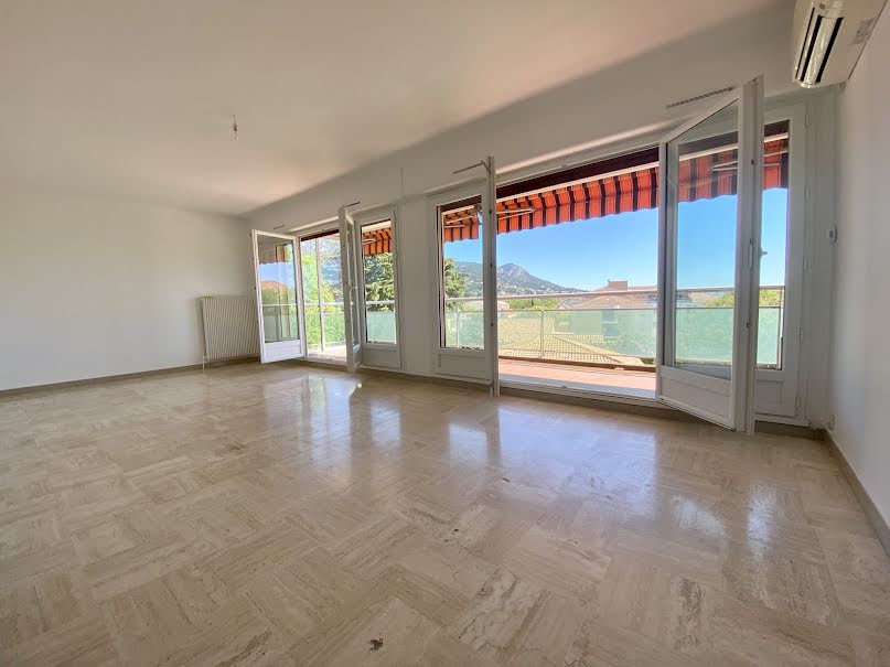 Vente appartement 4 pièces 84.6 m² à Toulon (83000), 250 000 €