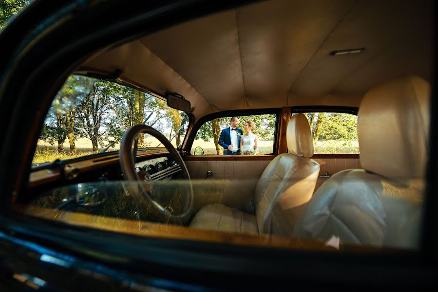 Fotógrafo de casamento Stepan Yarko (stepanyarko). Foto de 13 de outubro 2016