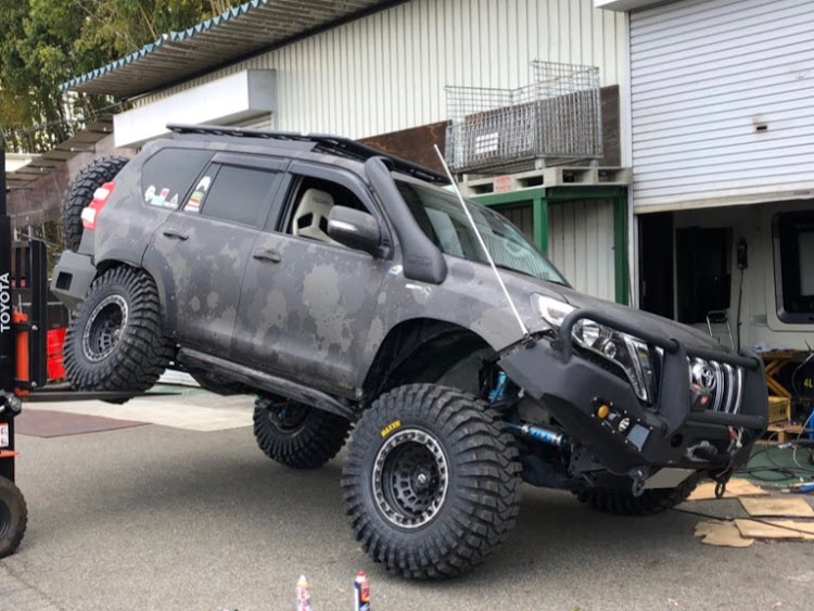 ランドクルーザープラドの武闘派プラド・beadlock・150プラド・FFCチャンネル・オフロード クロカンに関するカスタム事例の投稿画像1枚目