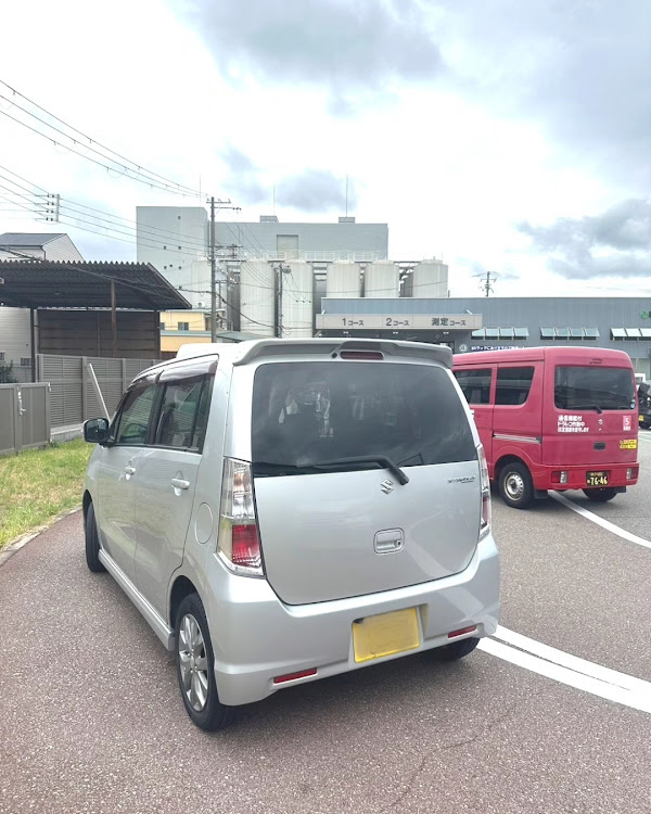 TUBESTさんが投稿したワゴンRスティングレー・車検・陸運局・サイドスリップ調整・合格に関するカスタム事例の投稿画像2枚目
