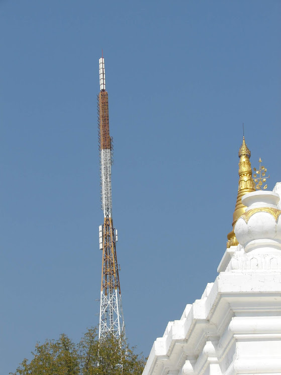 U PONYA PAGODA sagaing