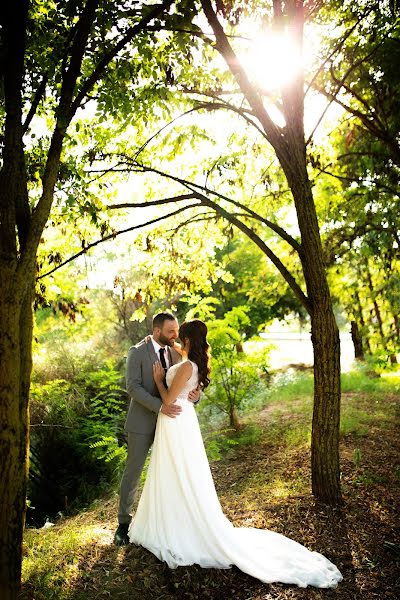 Fotógrafo de casamento Kostis Karanikolas (photogramma). Foto de 1 de outubro 2020