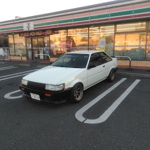 カローラレビン AE86