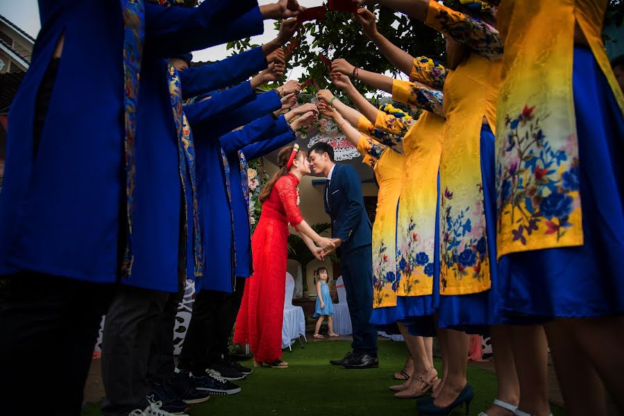 Pulmafotograaf Huy Le (lephathuy). Foto tehtud 3 oktoober 2018