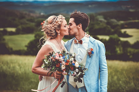 Fotógrafo de casamento Martin Menšík (martinmensik). Foto de 14 de abril 2020