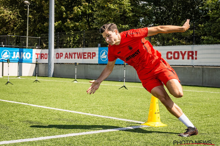 Debuut van Jurgen Ekkelenkamp bij Antwerp met direct een doelpunt