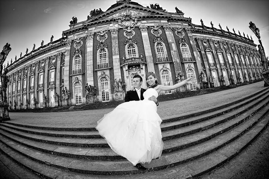 Wedding photographer Maciej Szymula (mszymula). Photo of 14 November 2014