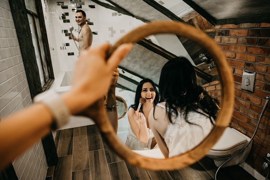 Wedding photographer Evgeniya Rossinskaya (evgeniyaross). Photo of 18 September 2018