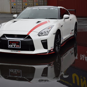 NISSAN GT-R R35