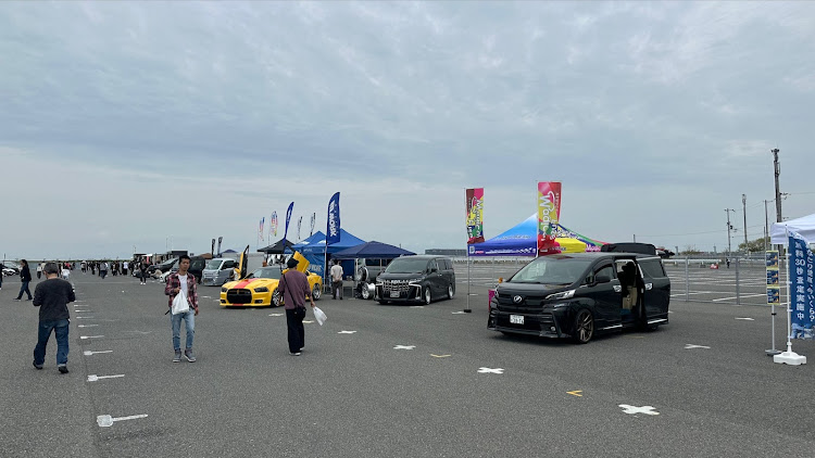 カムリのPickUpCarsで会いましょう・PickUpCars2025・ファンミーティング2025・ギャラリー側ですが・NANDOIYAに関するカスタム事例の投稿画像13枚目