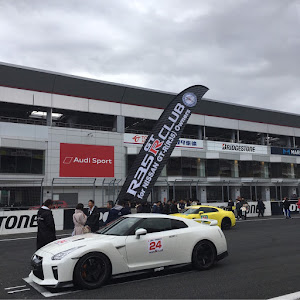 NISSAN GT-R R35