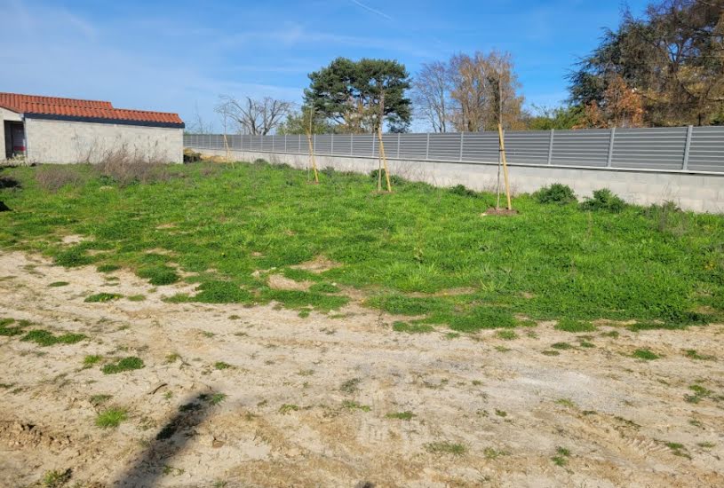  Vente Terrain + Maison - Terrain : 1 000m² - Maison : 100m² à Tramoyes (01390) 