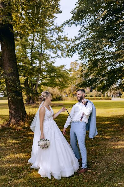 Svatební fotograf Barbora Chmelařová (fotobarbora). Fotografie z 30.prosince 2023